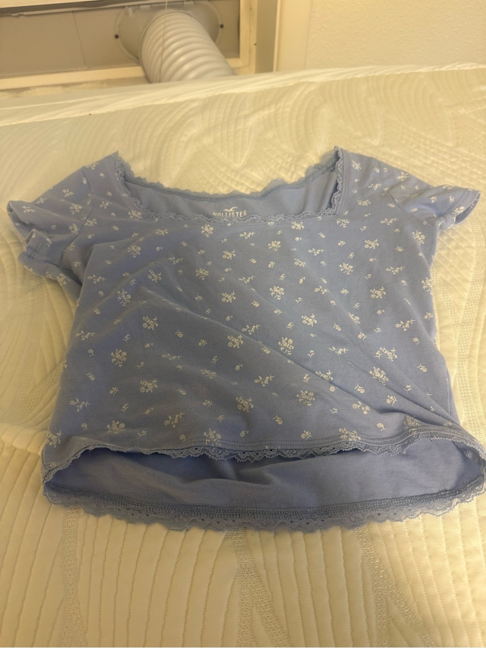 Cropped Square-Neck Floral Top in Light Blue